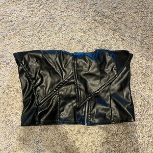 Women’s going out crop top